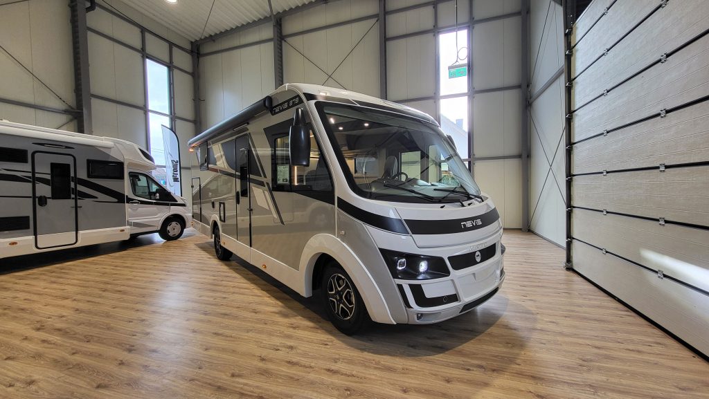 Naprawa kamperów i modernizacja zabudowy. Jak przywrócić pojazd do pełnej sprawności?